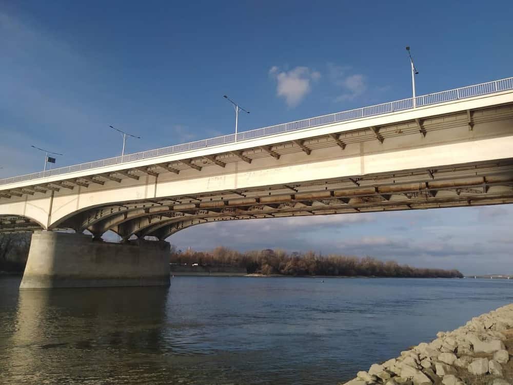 Árpád Bridge