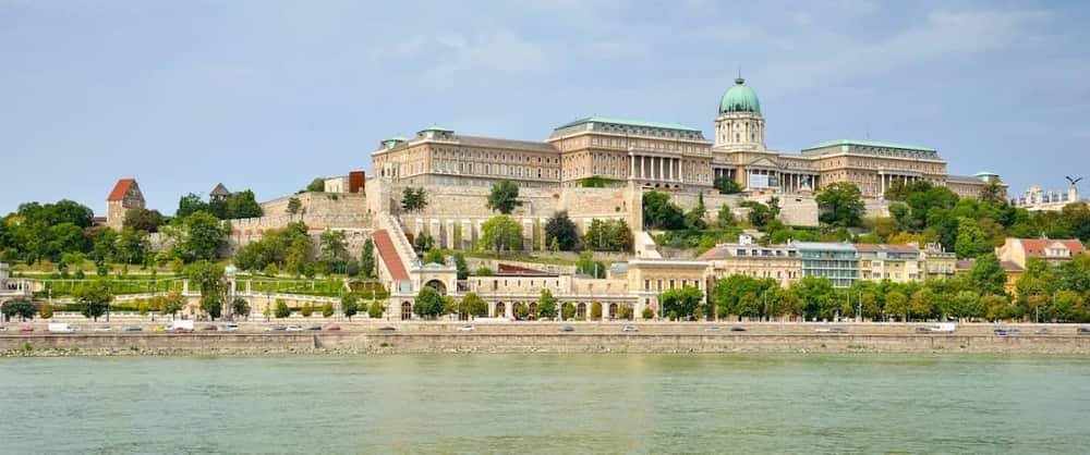 Budapesti Történeti Múzeum - Vármúzeum / Budapest History Museum - Castle Museum