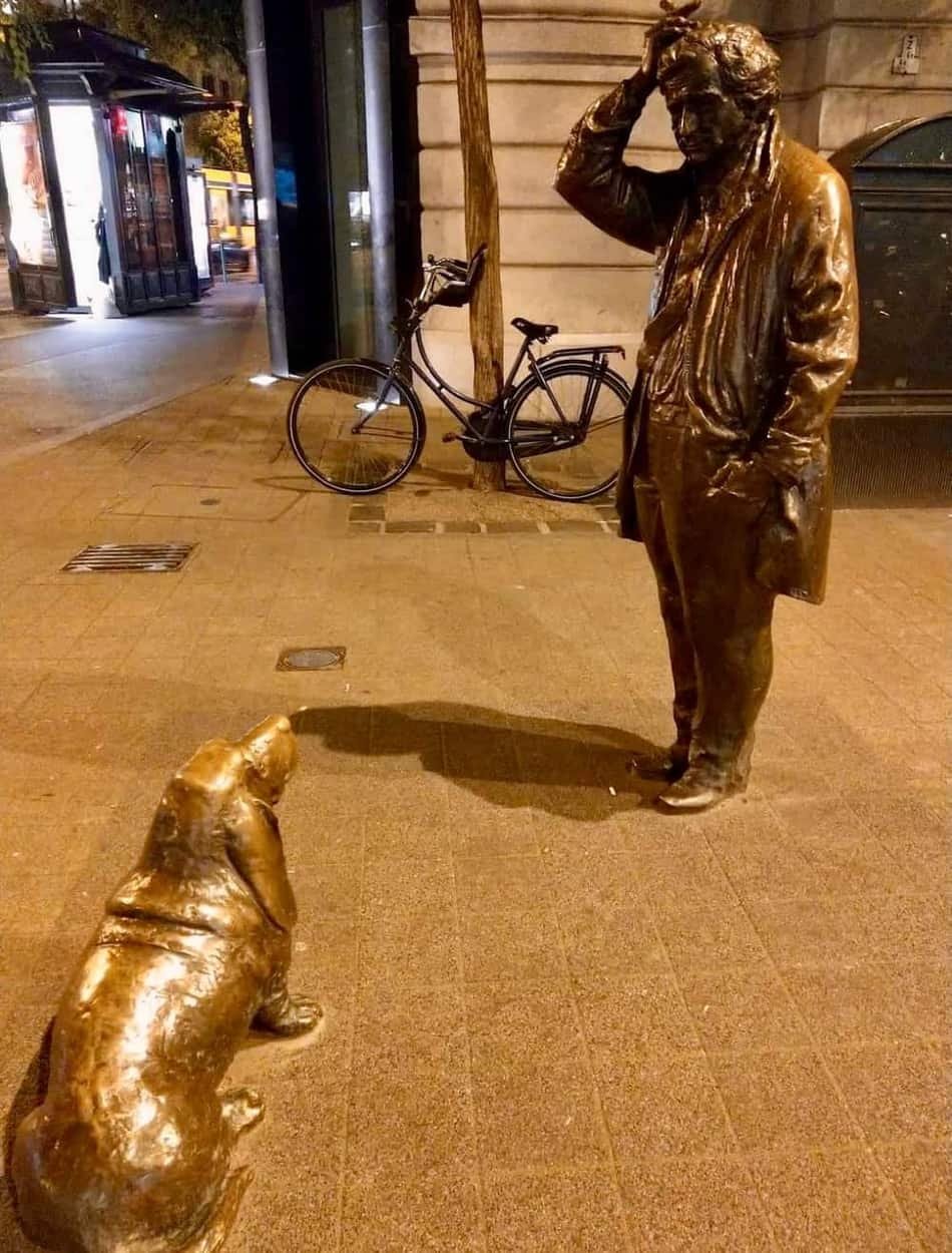 Columbo Statue — 2