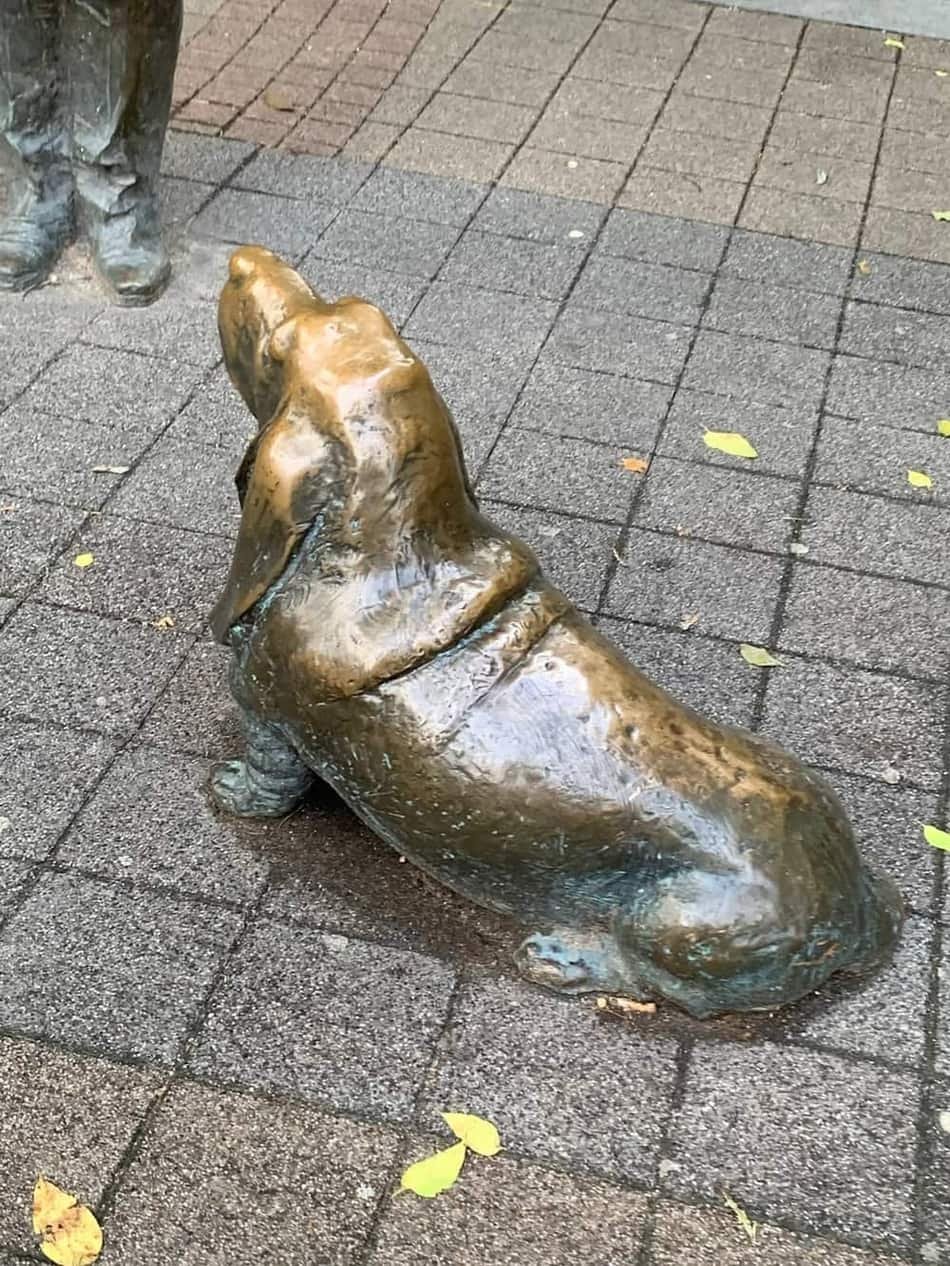 Columbo Statue — 3