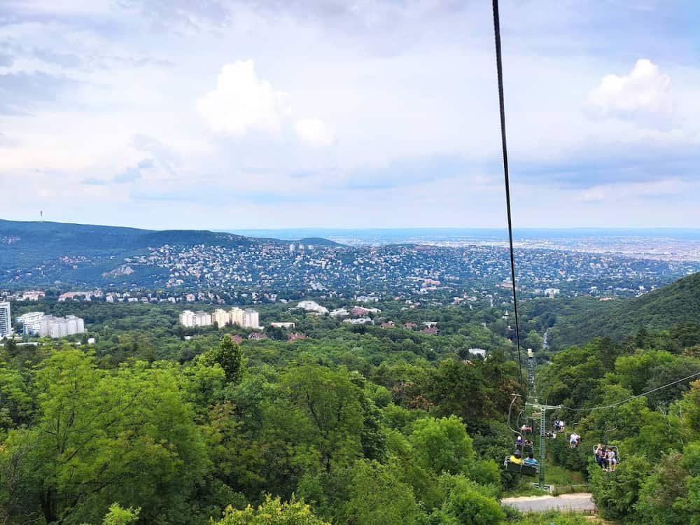 Elizabeth Lookout — 3