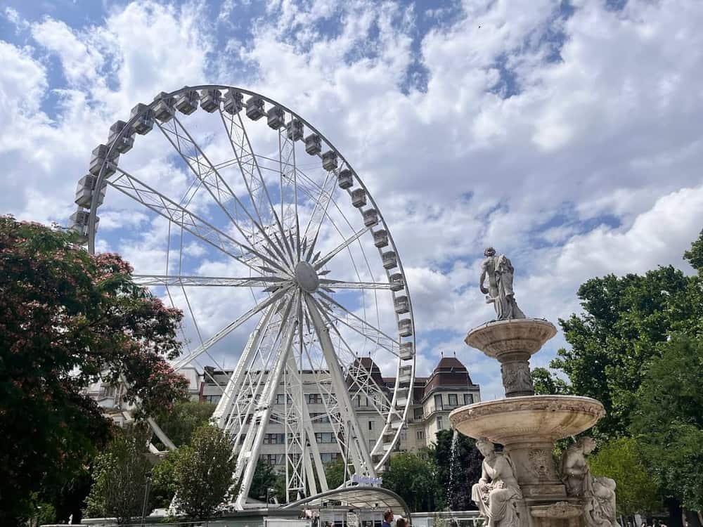 Elizabeth Square