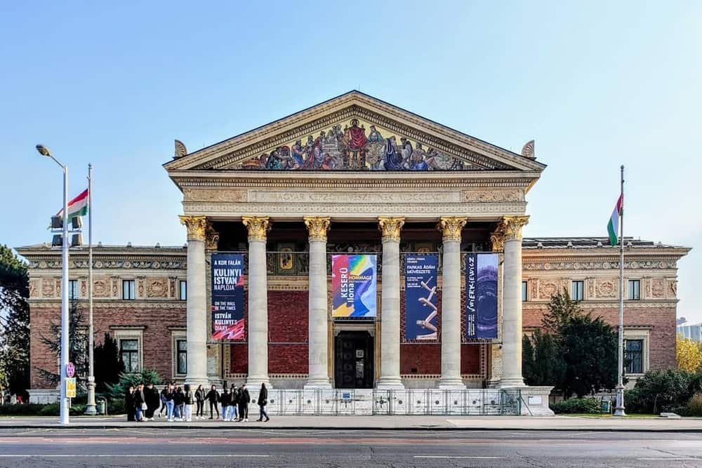 Kunsthalle (Műcsarnok) — 2