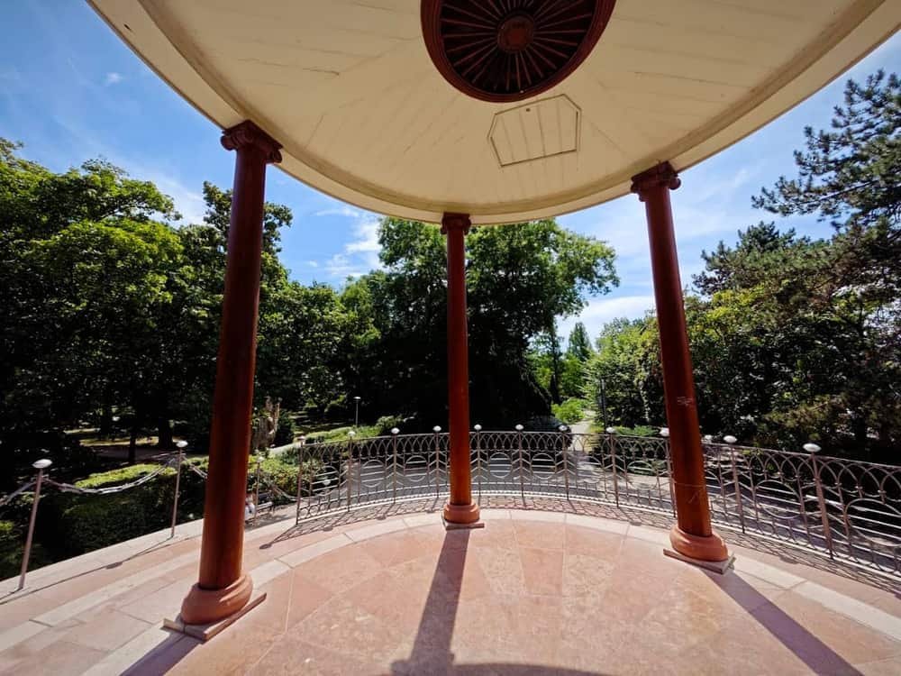 Musical Well — 2