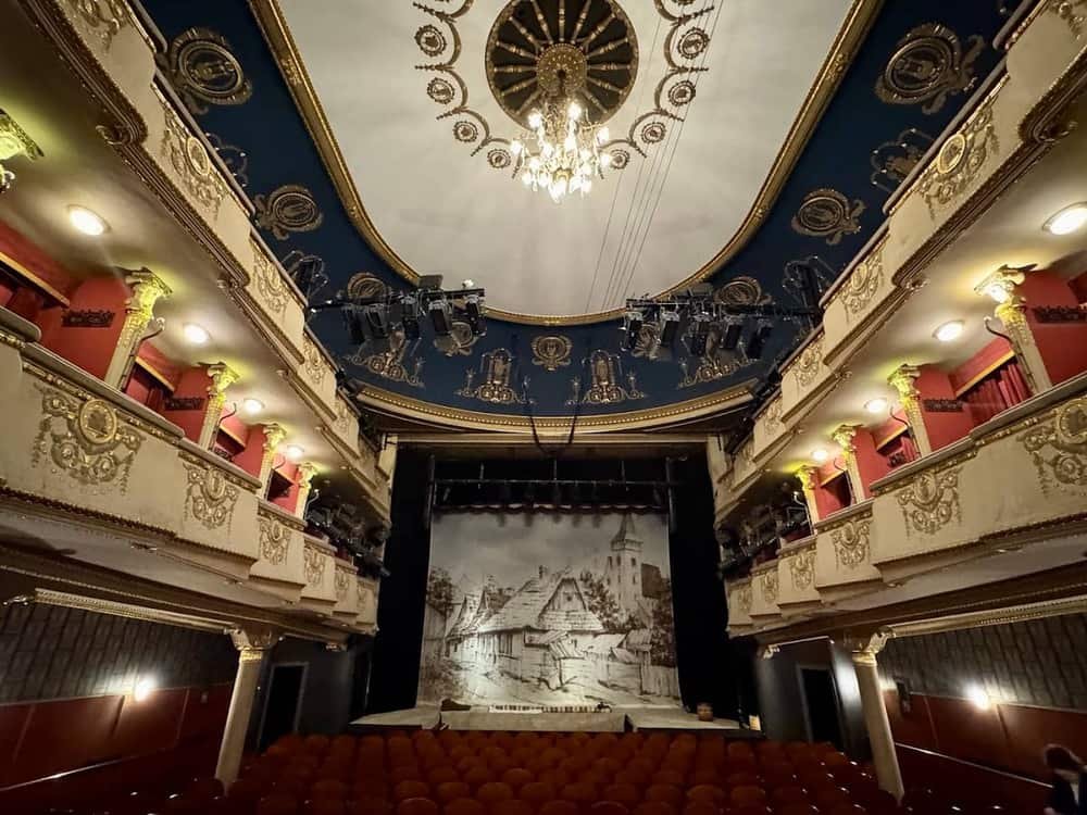 New Theatre — 2