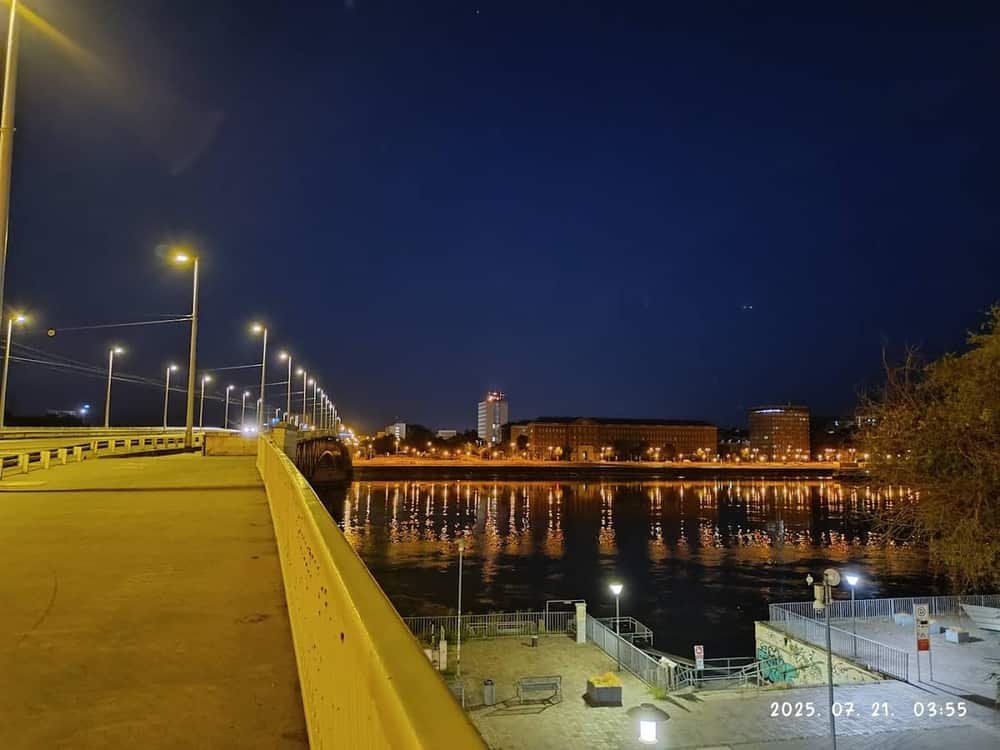 Petőfi Bridge — 3