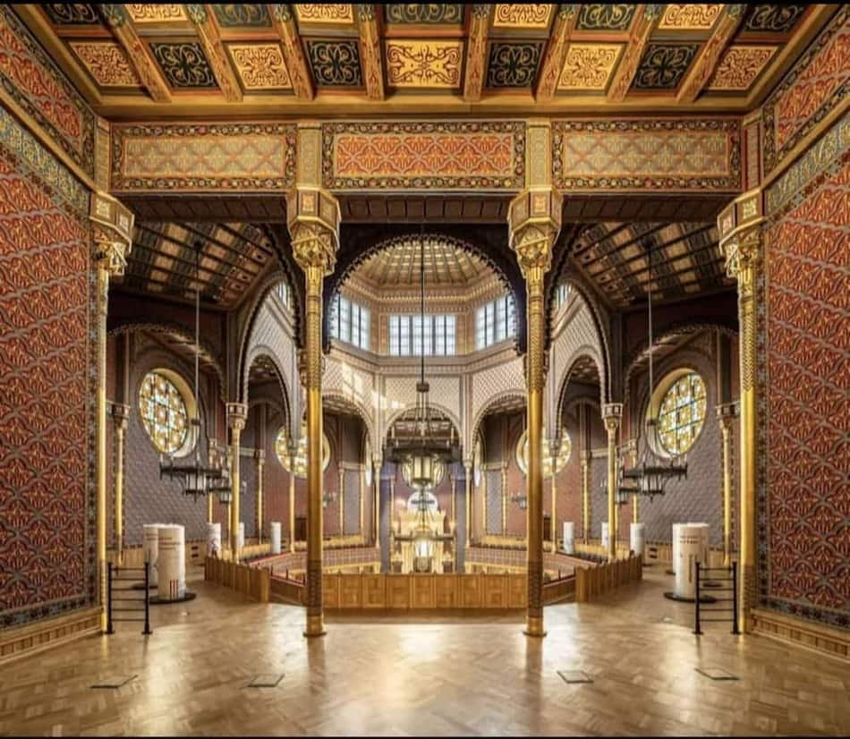 Rumbach Street Synagogue — 3
