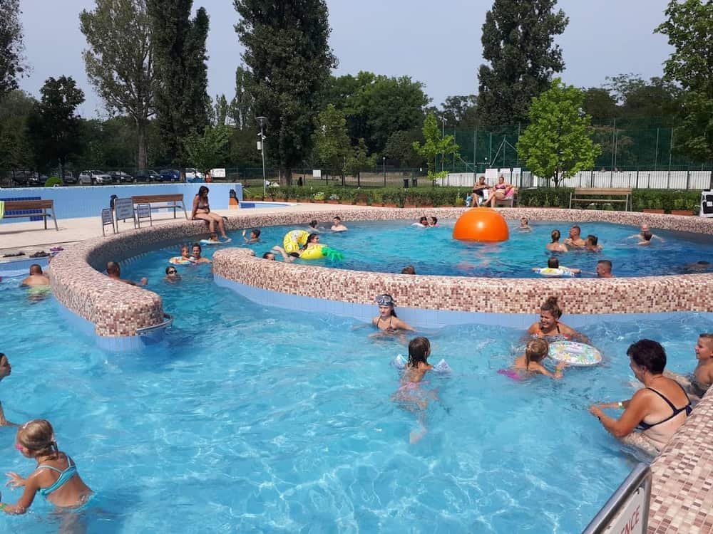 Erzsébet Ligeti swimming pool — 2