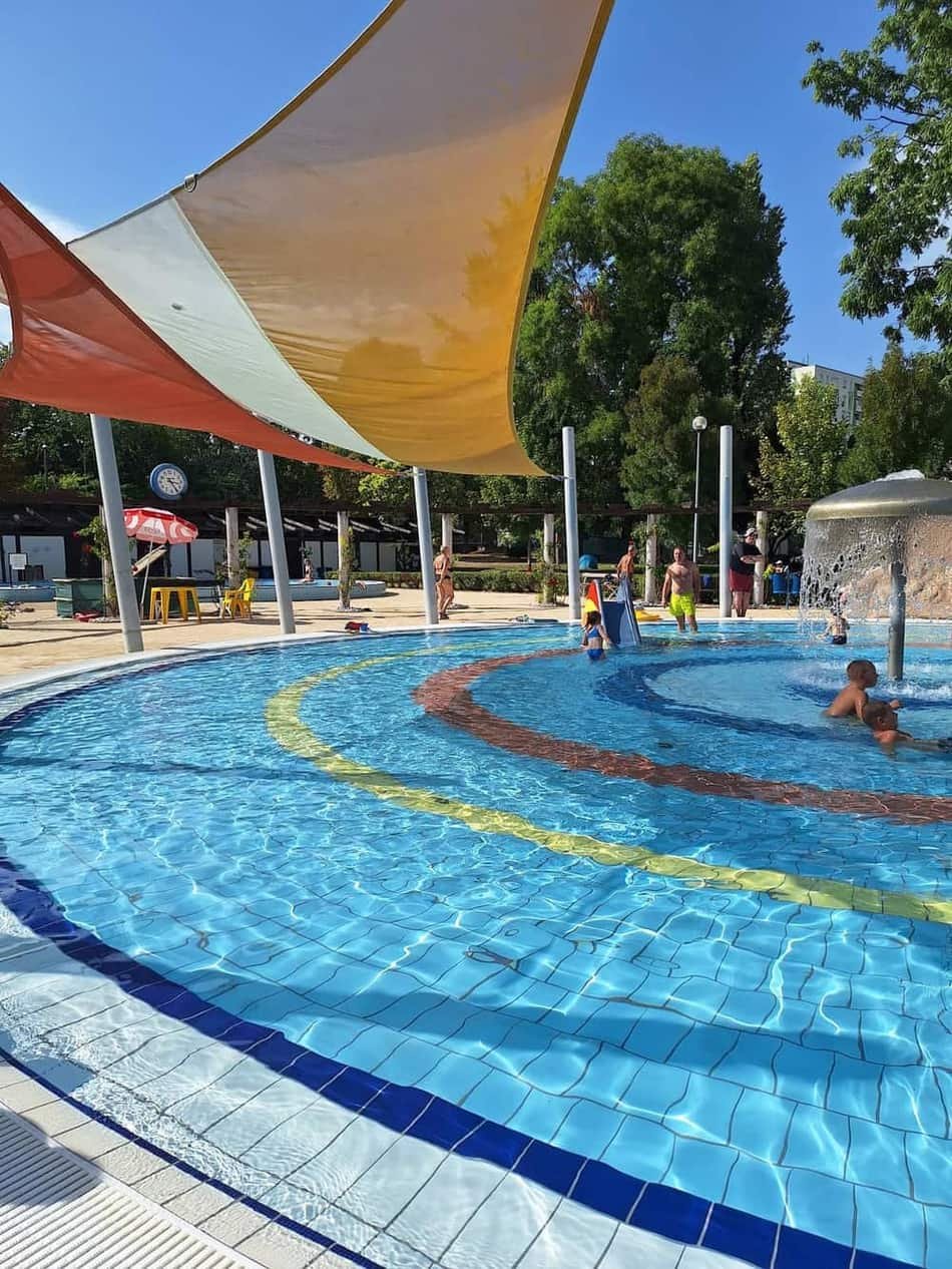 Pünkösdfürdői Strand — 3