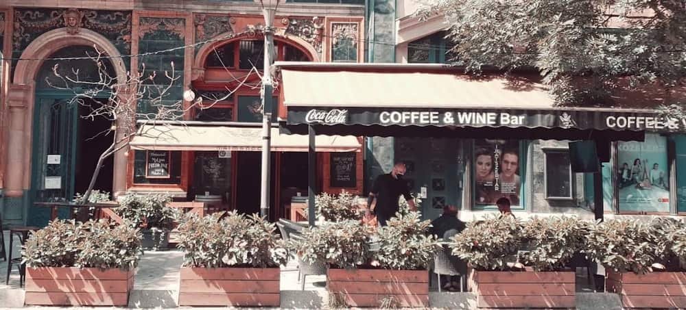 Mai Manó Cafe