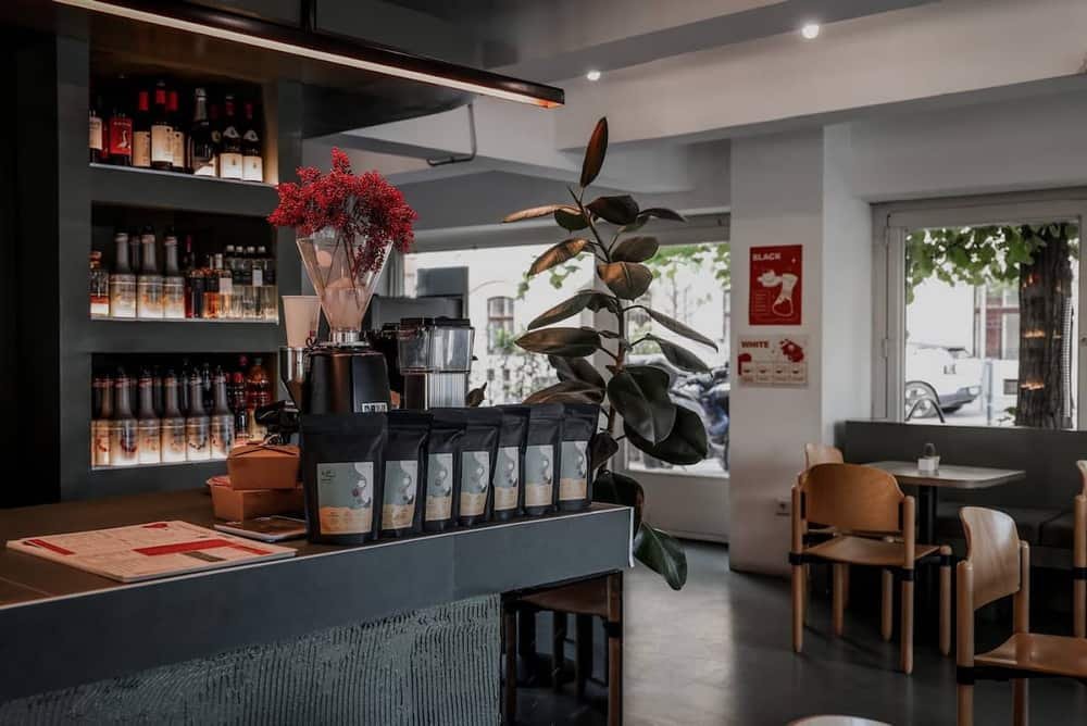 Smúz Café - Specialty Coffee, Brunch and Bar