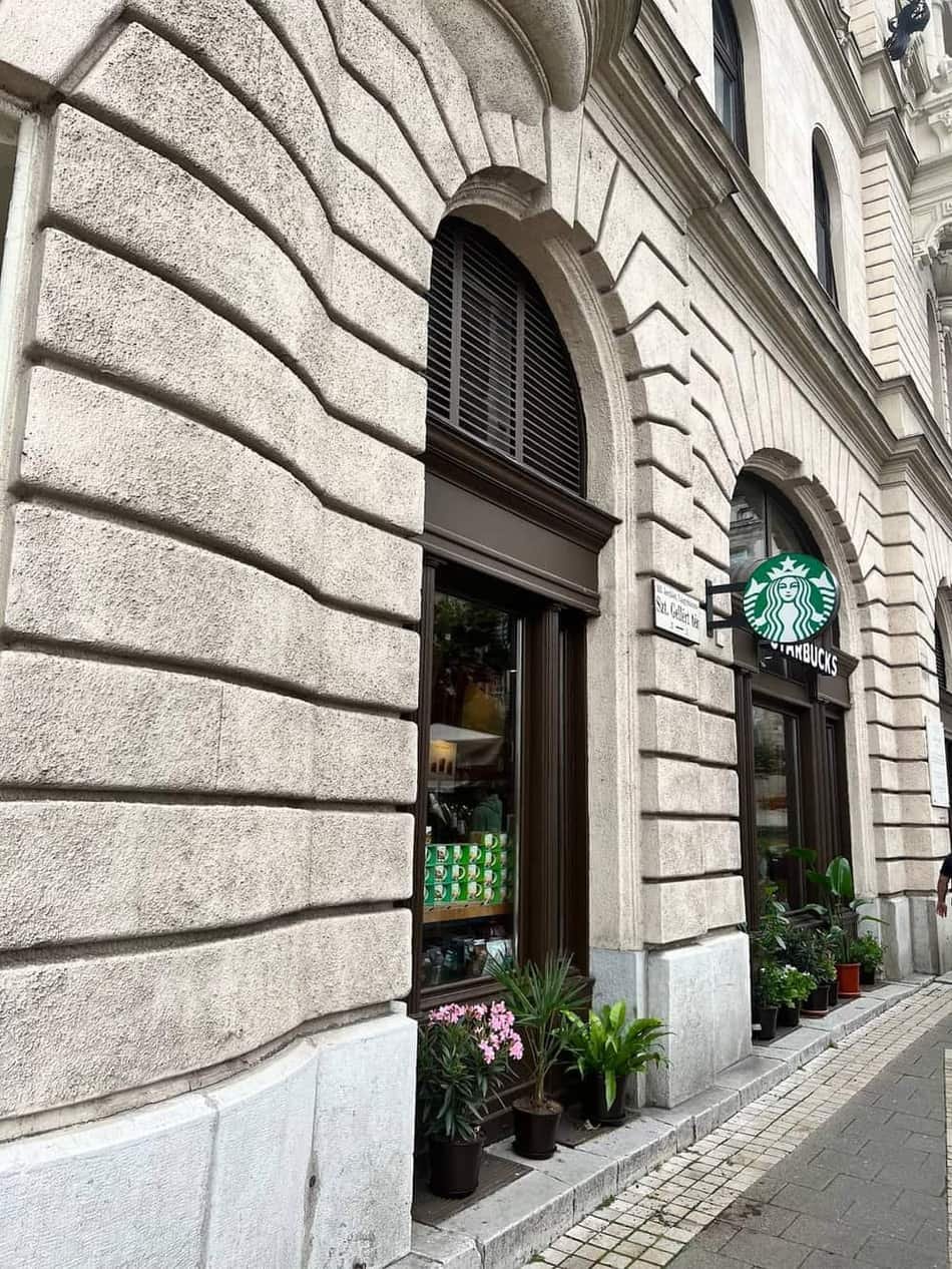 Starbucks Gellért