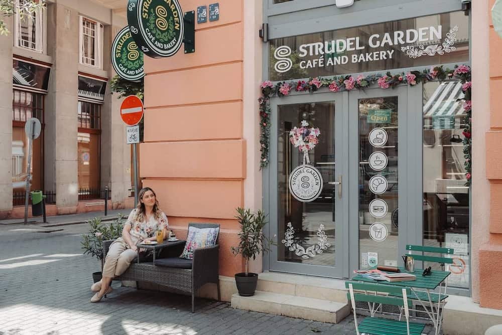 Strudel Garden Café & Bakery