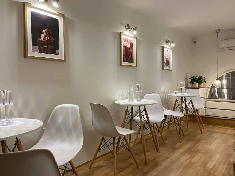 TREATS AND "Stuff" - The Brownie Café