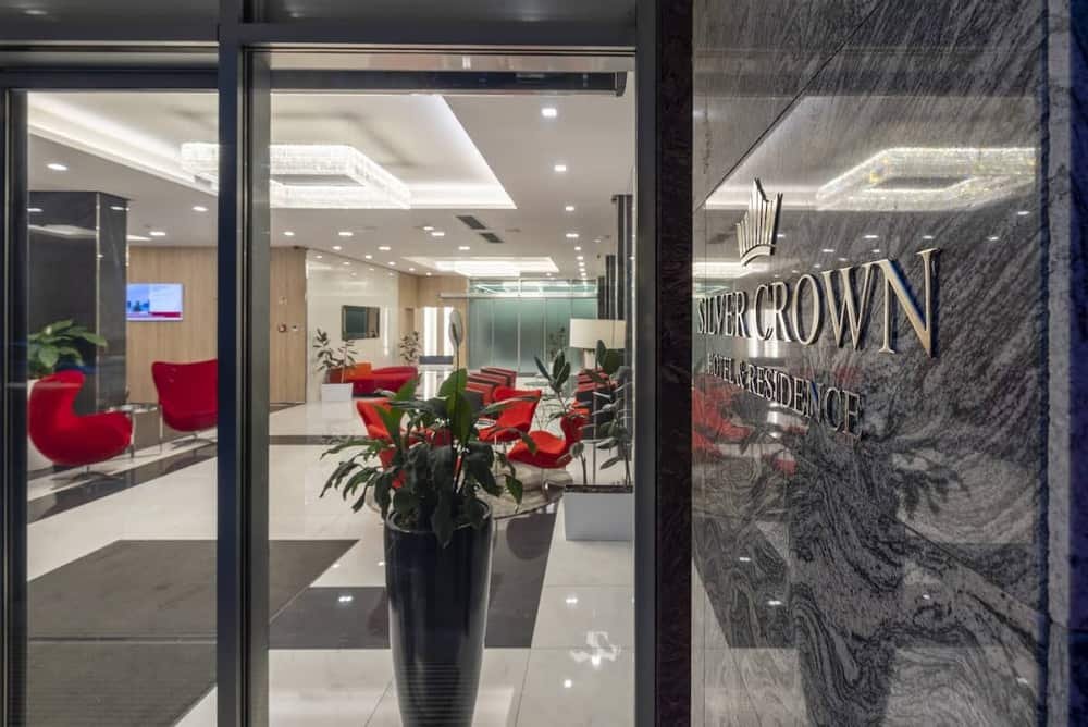 Silver Crown Hotel & Residence, Palace Quarter