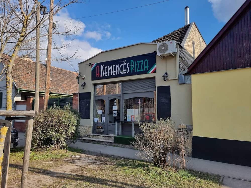 A.Kemencés Pizza 15