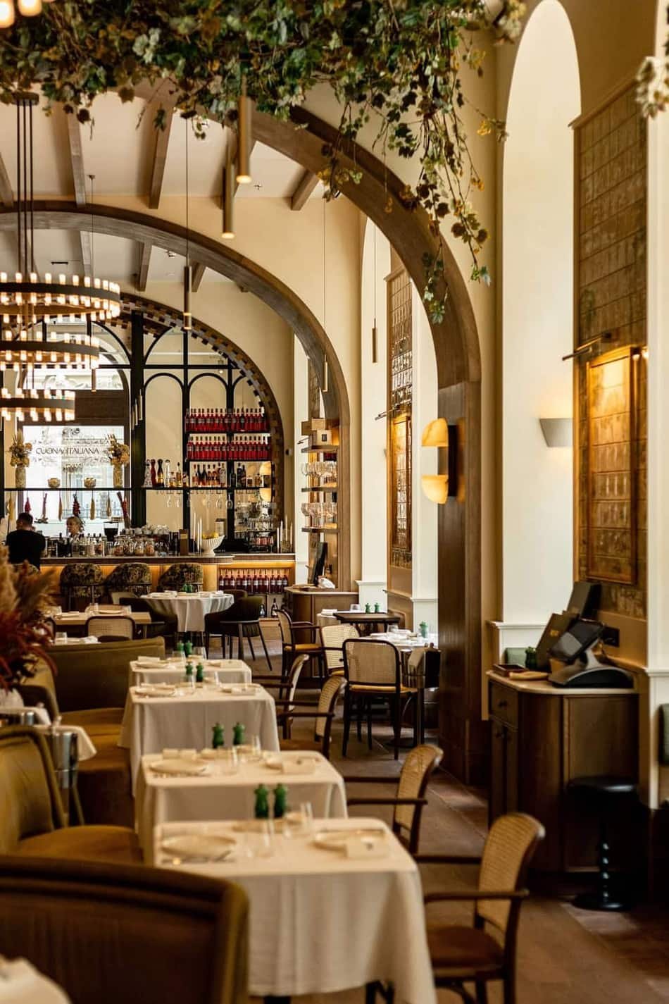 Alelí Budapest
