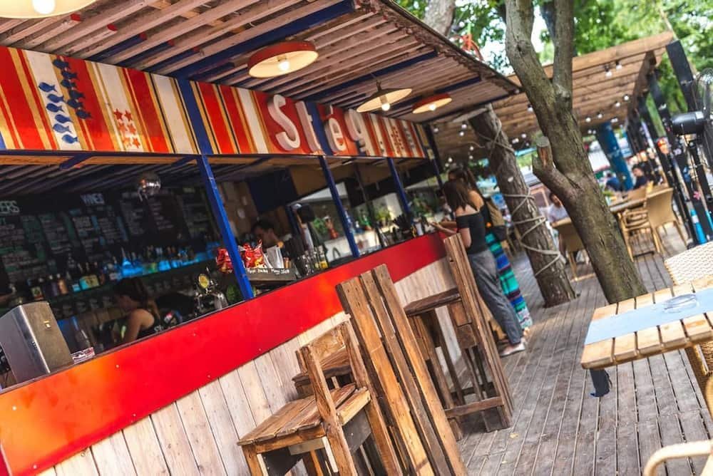 Pier Pub